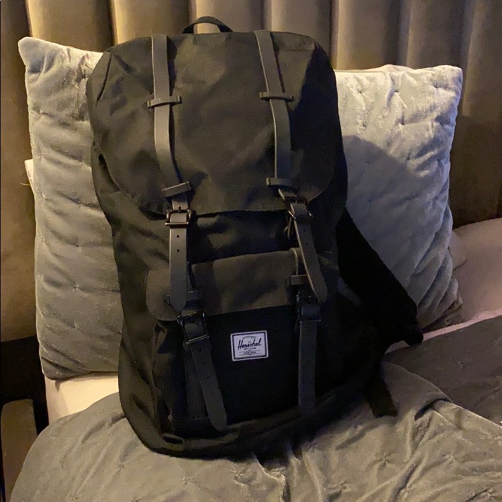 Herschel Little America Backpack